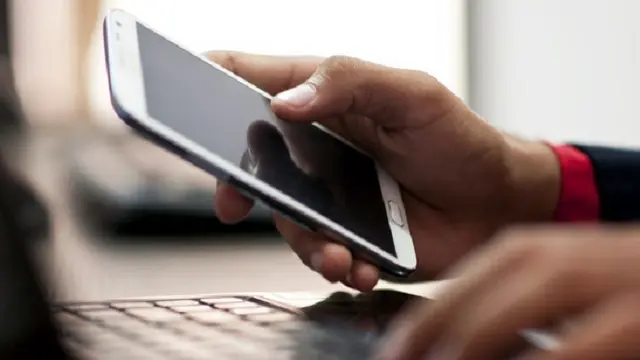 Rahasia_Smartphone_Awet_Bertahun-tahun_Tips_Perawatan_Anti_Ribet