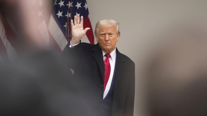 Kebijakan_Trump_Untung_Besar_Produsen_Mobil_China_Rahasianya