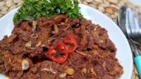 Resep Rendang Daging Sapi Empuk dan Legit, Cocok untuk Lebaran