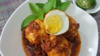 Resep Telur Balado Padang, Pedas Gurih Mudah Dibuat di Rumah