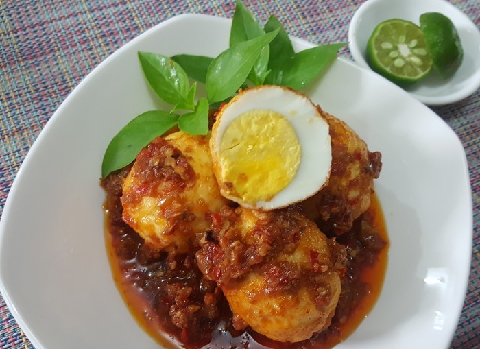 Resep Telur Balado Padang, Pedas Gurih Mudah Dibuat di Rumah Resep Telur Balado Padang, Pedas Gurih Mudah Dibuat di Rumah