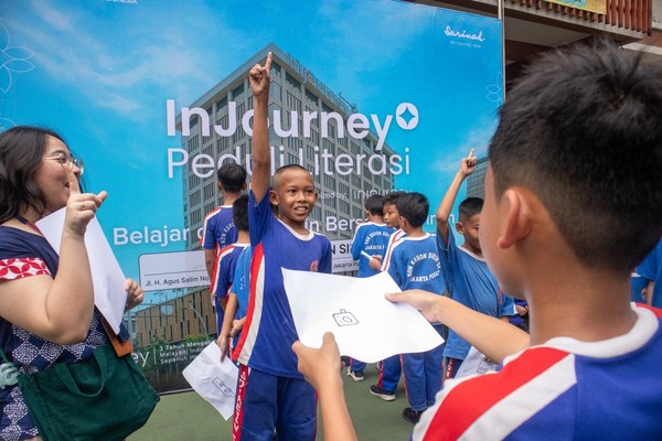 InJourney: Dongkrak Minat Baca Indonesia Lewat Beasiswa Pendidikan