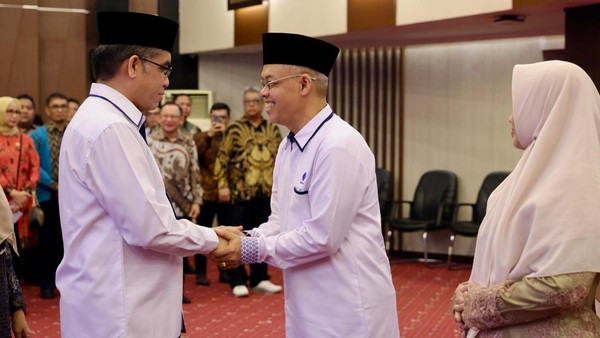 Menteri Yassierli Pacu Birokrasi Kemenaker: Secepat Ferrari! Menteri Yassierli Pacu Birokrasi Kemenaker: Secepat Ferrari!