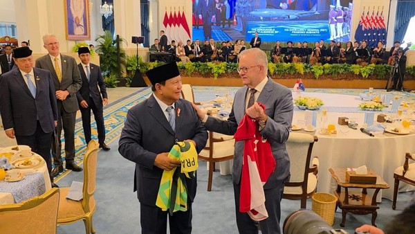 Prabowo Subianto & PM Australia: Aksi Persahabatan Naik Buggy Car