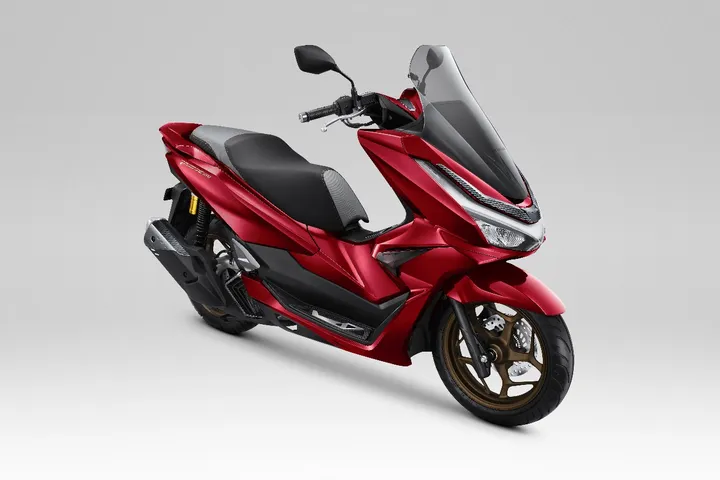 Upgrade Gaya Honda PCX 160: Aksesori Resmi Terlengkap